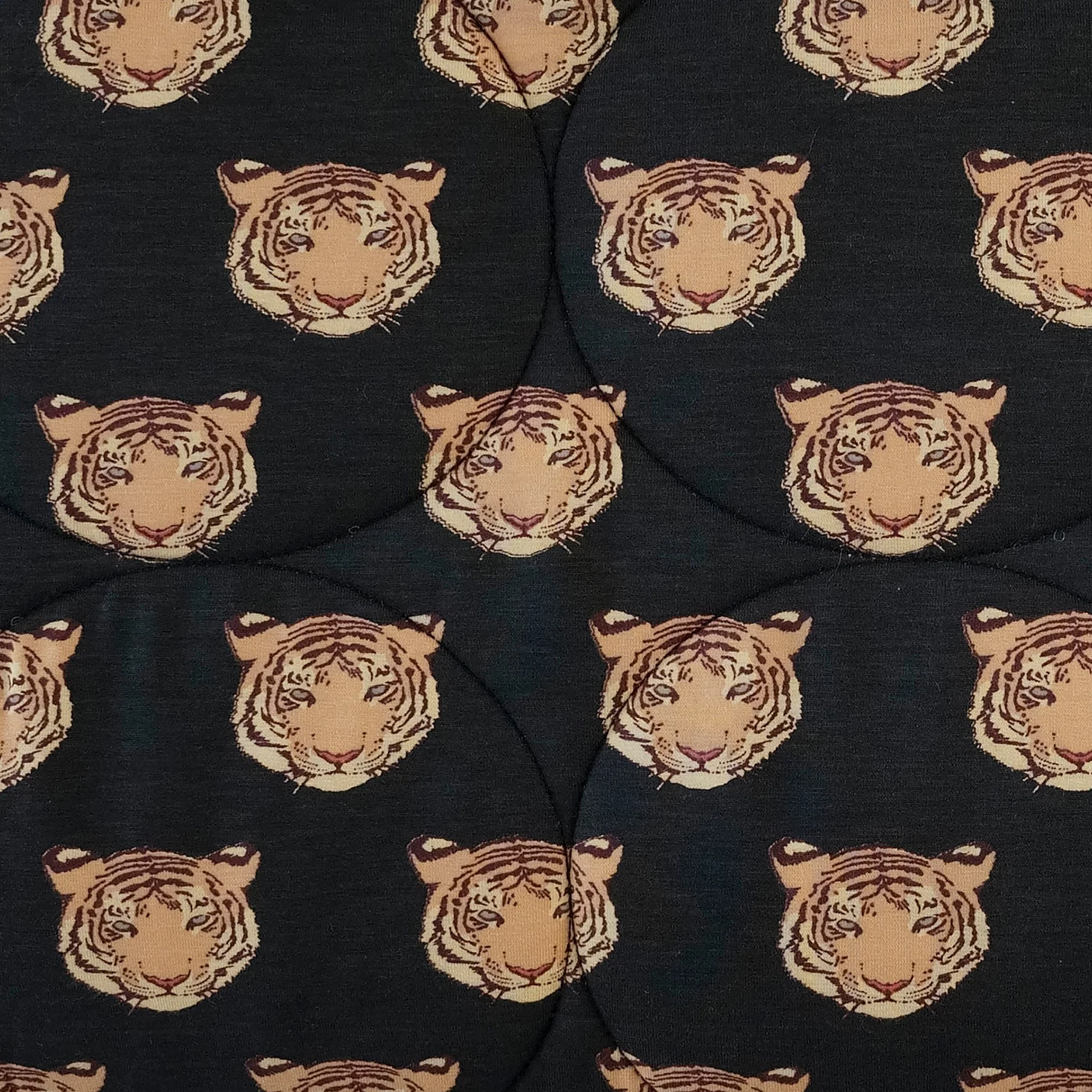 classic circle quilt | OG tigers | bamboo - Image 2