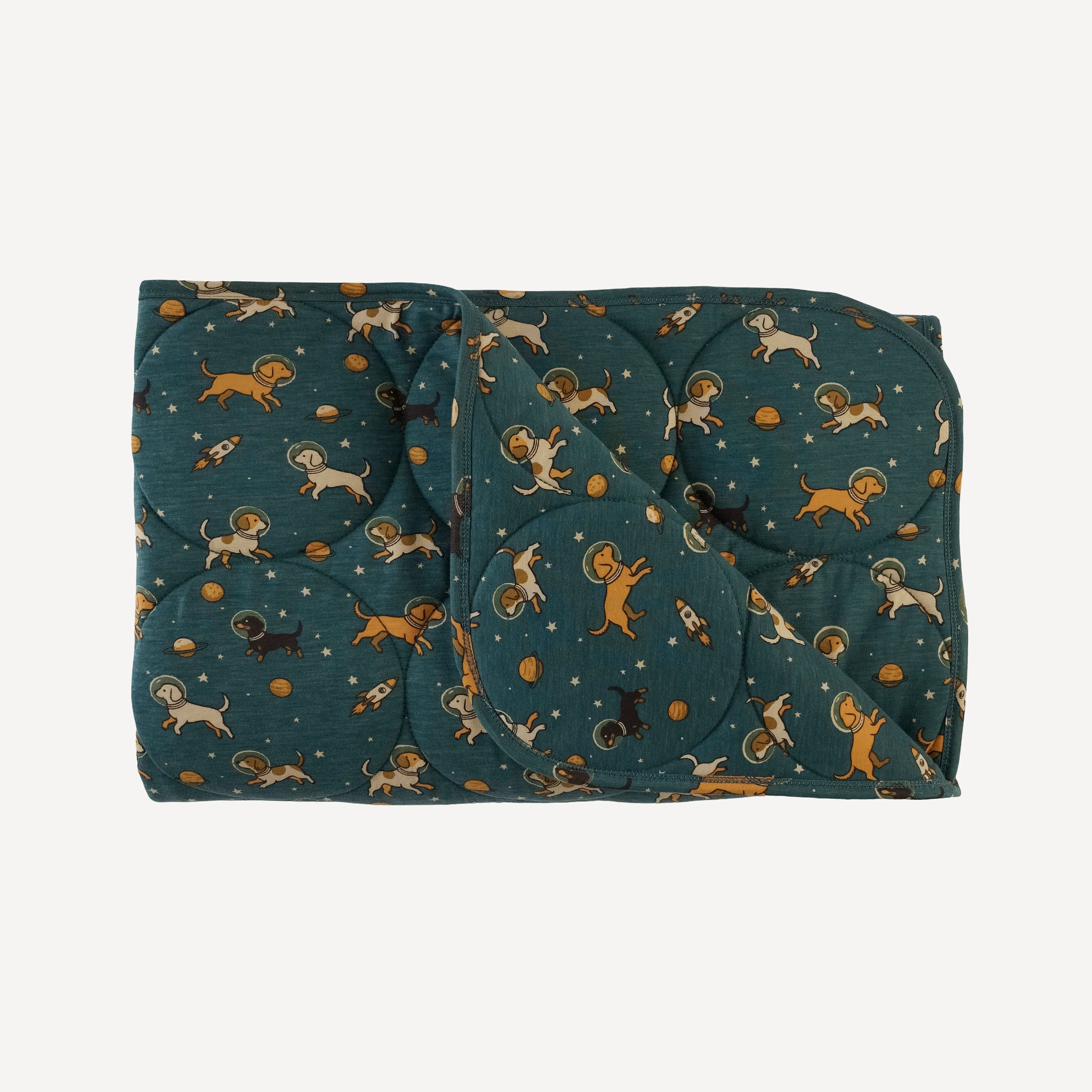 classic circle quilt | space pups | bamboo - Image 3