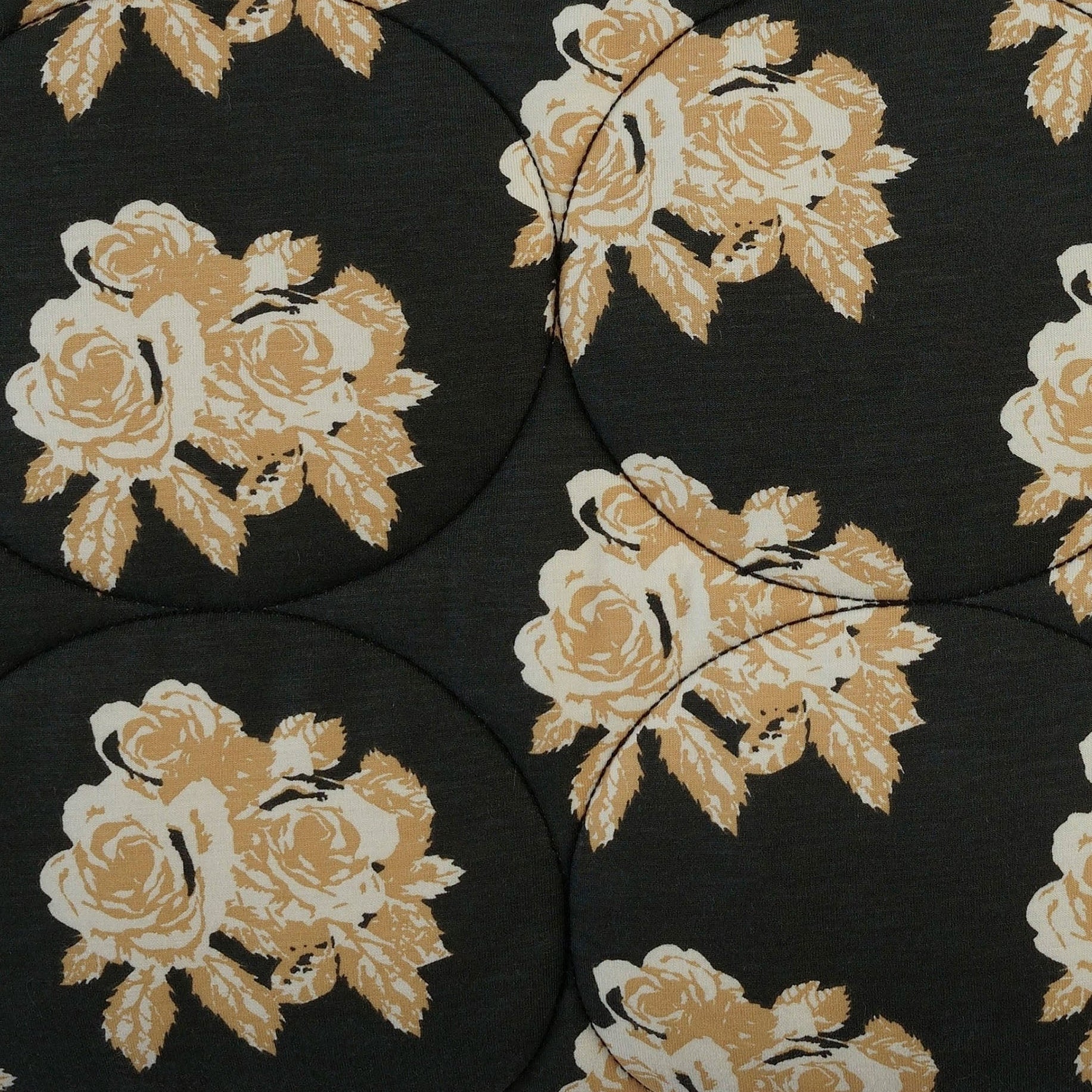 classic circle quilt | taffy rose | bamboo - Image 2
