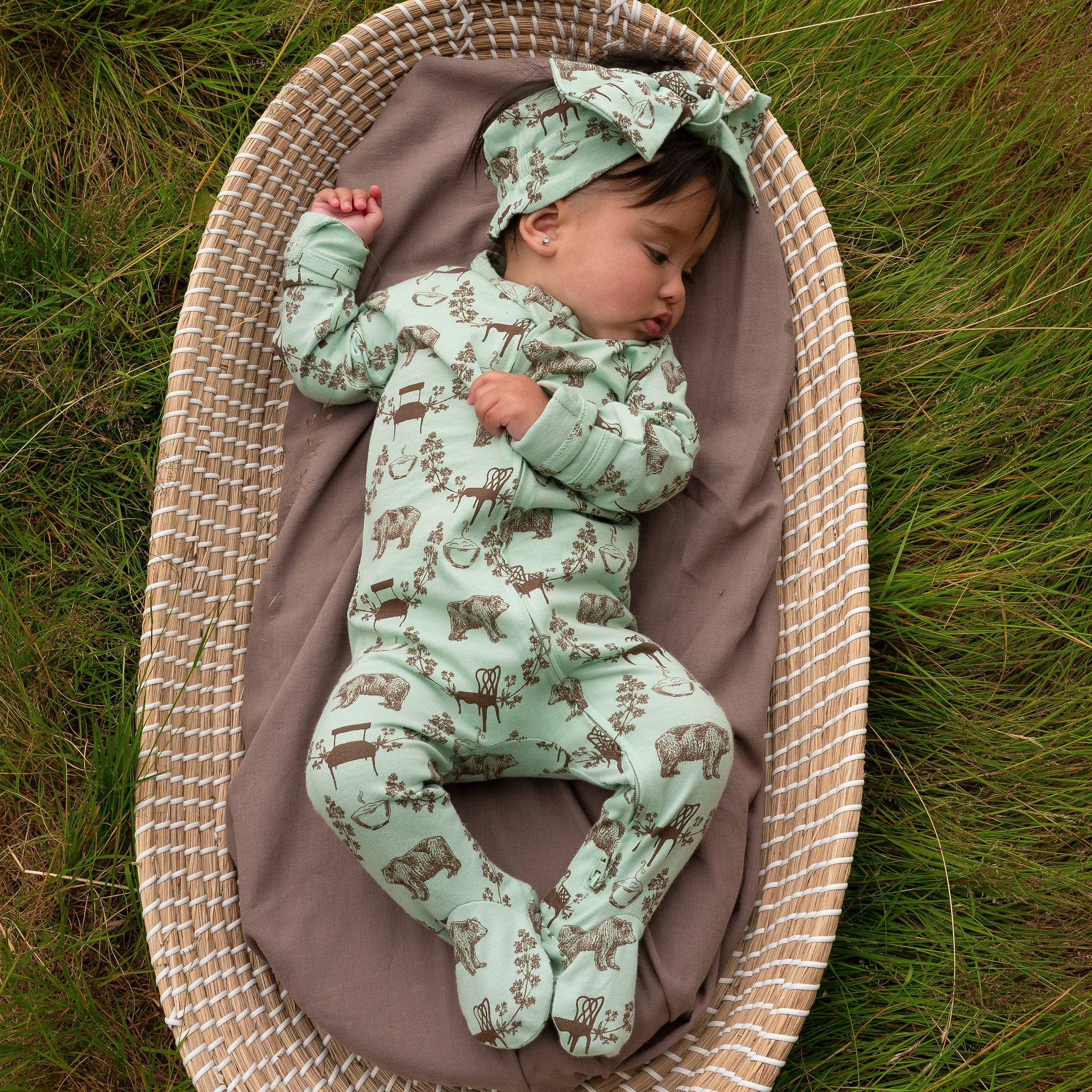 long sleeve two way zipper footie | bears & chairs | organic cotton jersey - Image 2