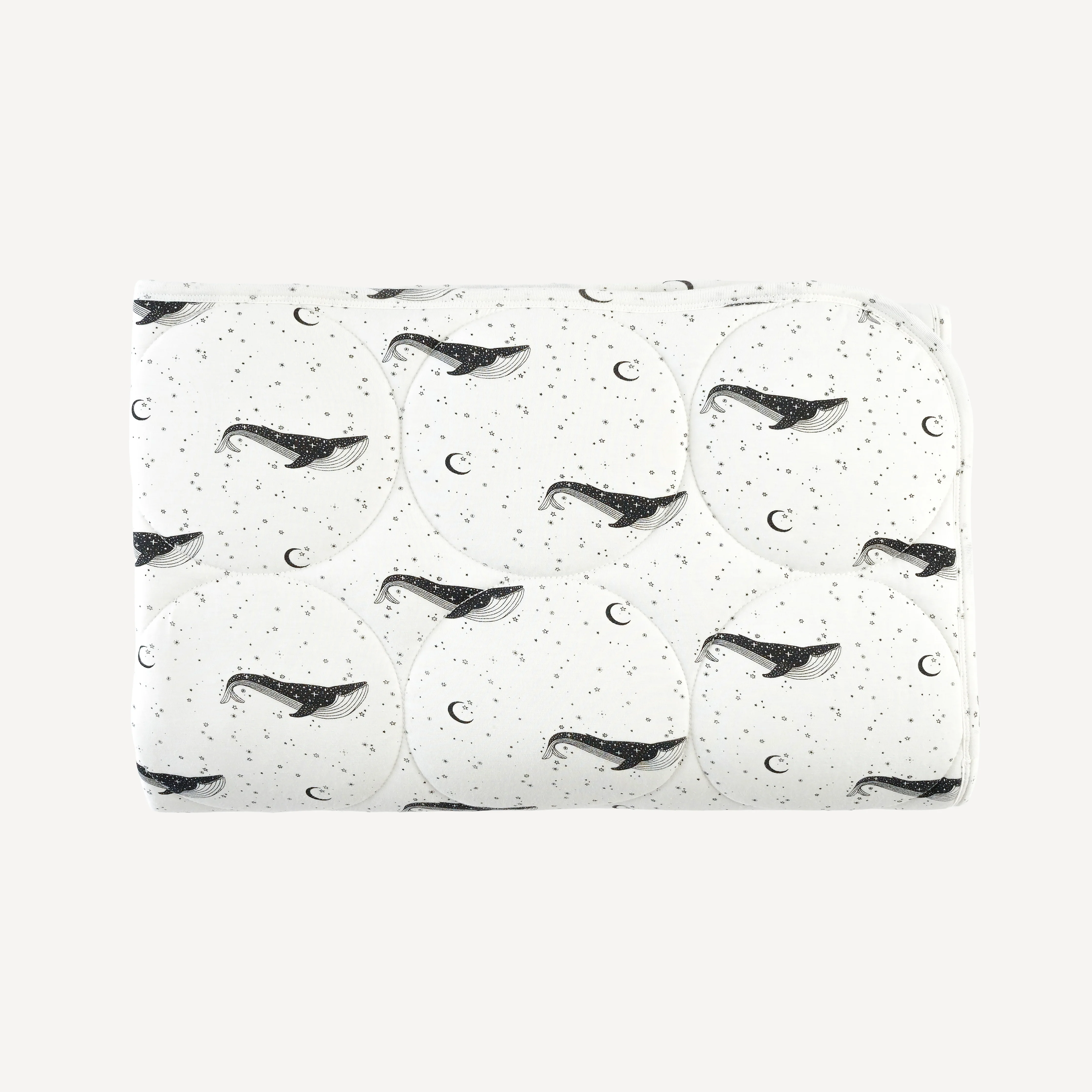 classic circle quilt | mystical whales | bamboo