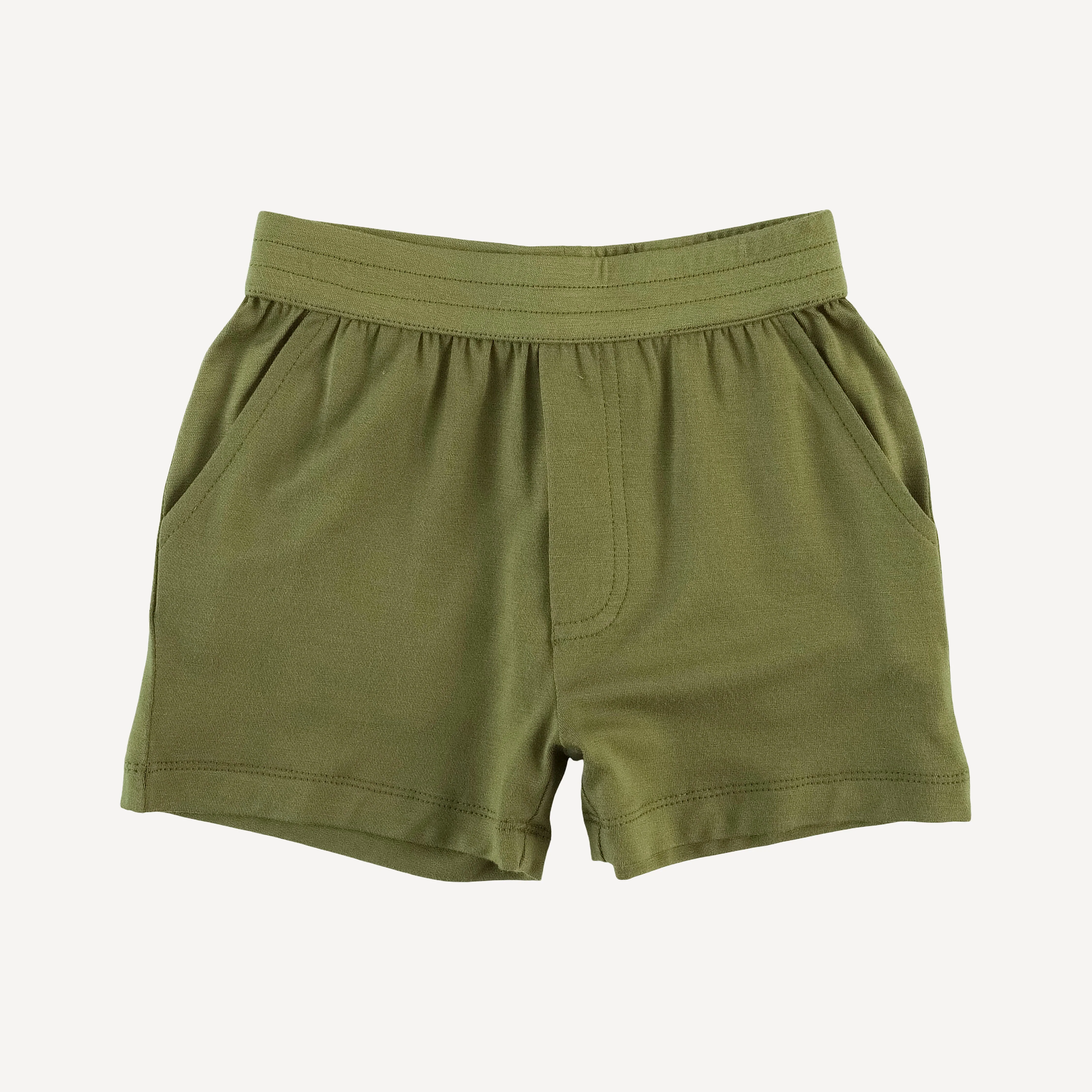 relaxed short | olive leaf | bamboo