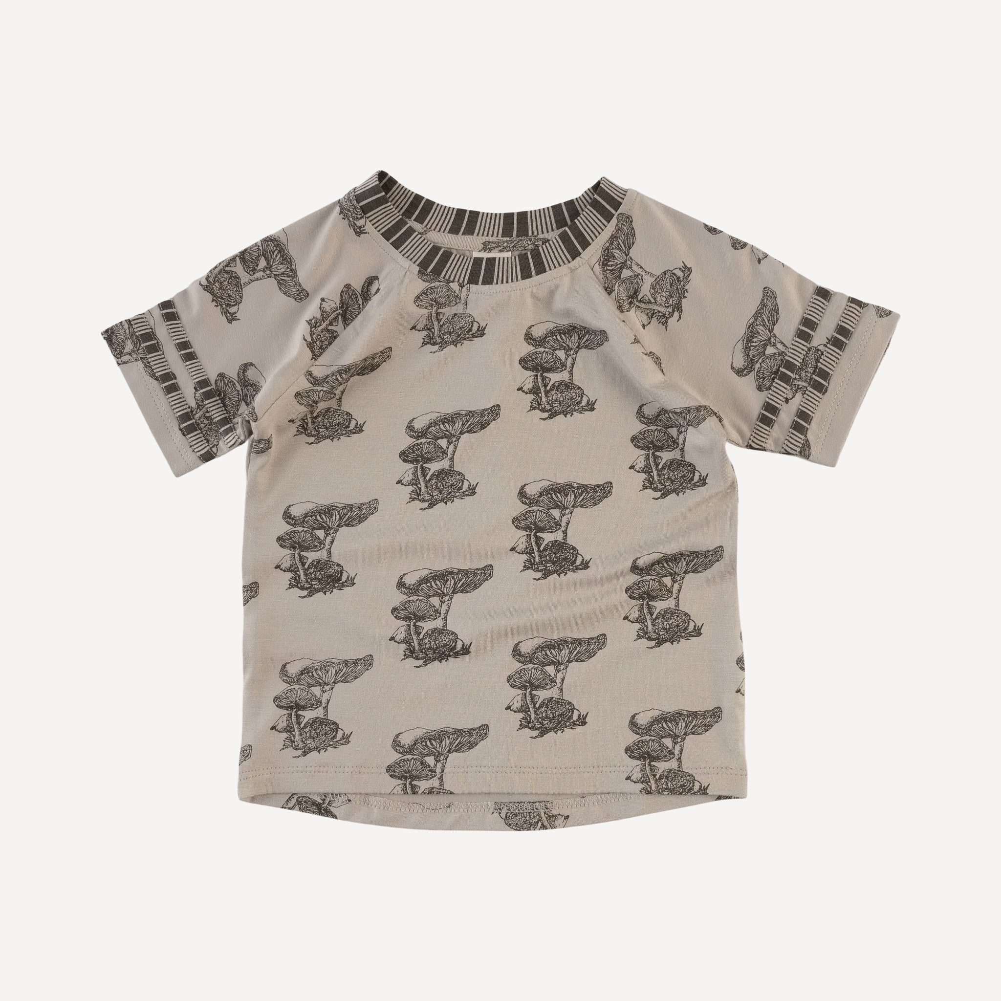 short sleeve football set | gray mushroom snail | bamboo - Image 3