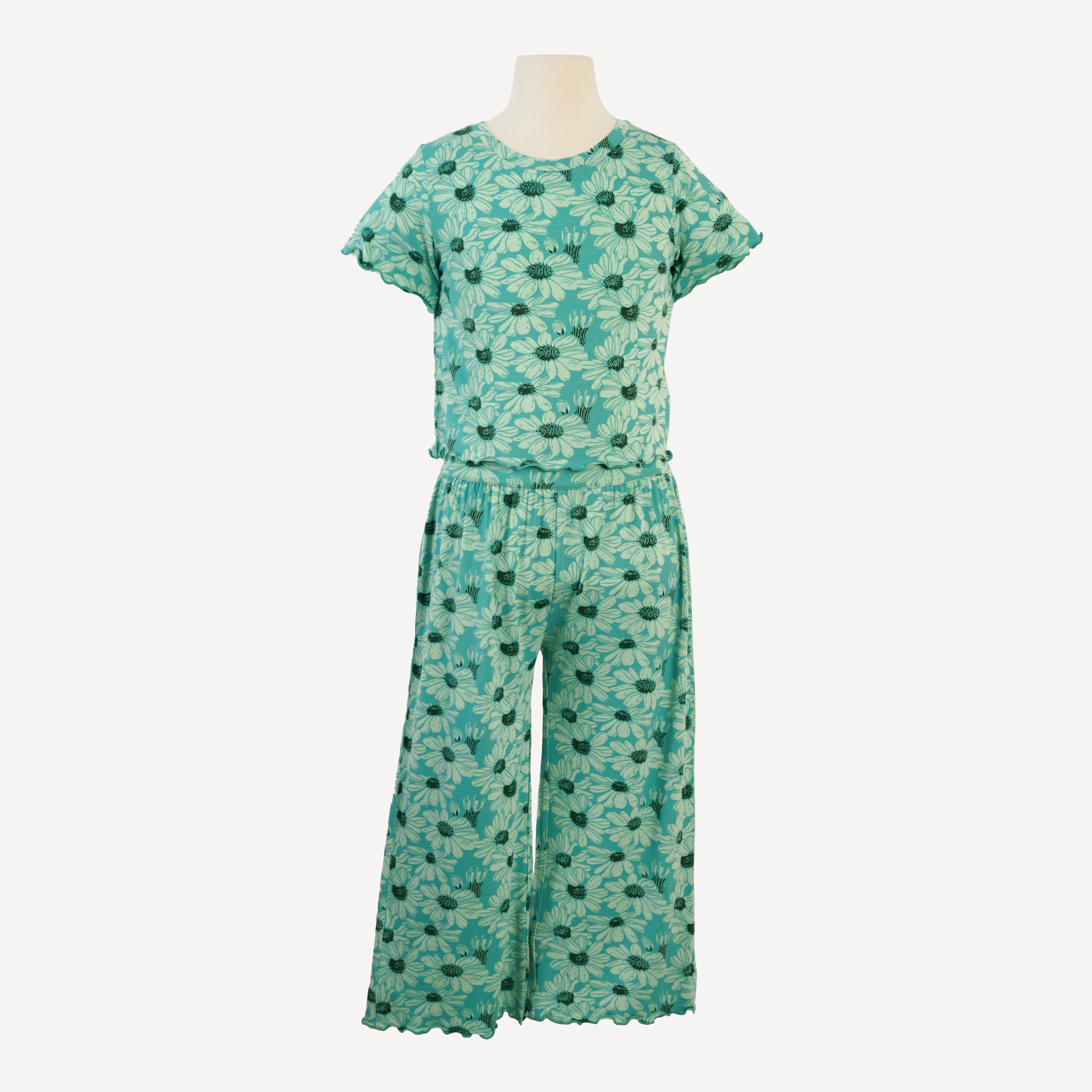 tween short sleeve jade set | green daisy | bamboo
